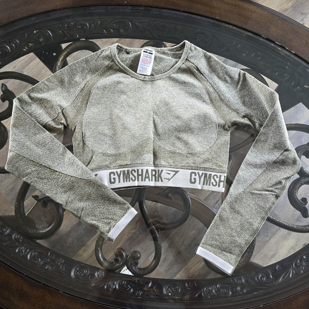 Gymshark crop top